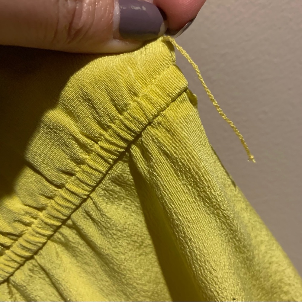 Inc Yellow Ruffle Tunic - size 2 - SILK - Picture 8 of 9
